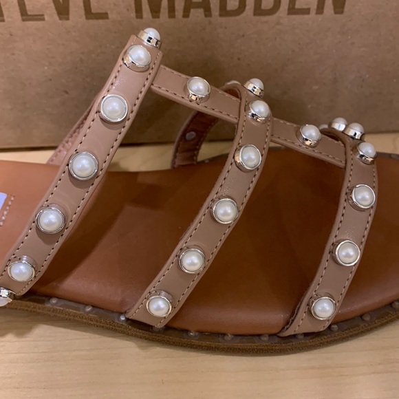 Steve Madden Women’s Beautiful Studded Pearl Sandal - Picture 5 of 9